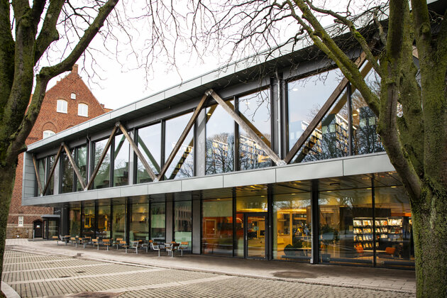 A photo of the outside of the library at LUX
